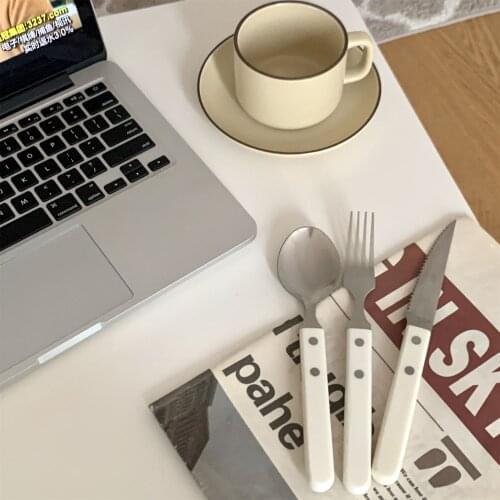 Realikeasy Dinnerware Sets