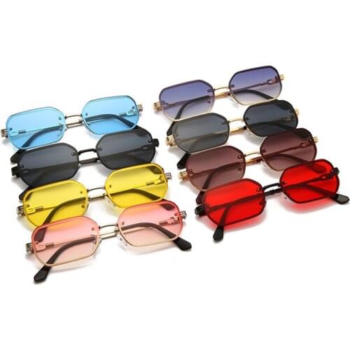 Trending Vintage Metal Womens Sunglasses Fashion Square Glasses Men Luxury Designer Eyeglasses Vendors Decorative Driving UV400