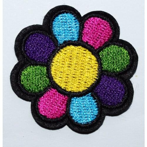 Flower power color hippie applique iron on patch (size is about 4.4 cm)