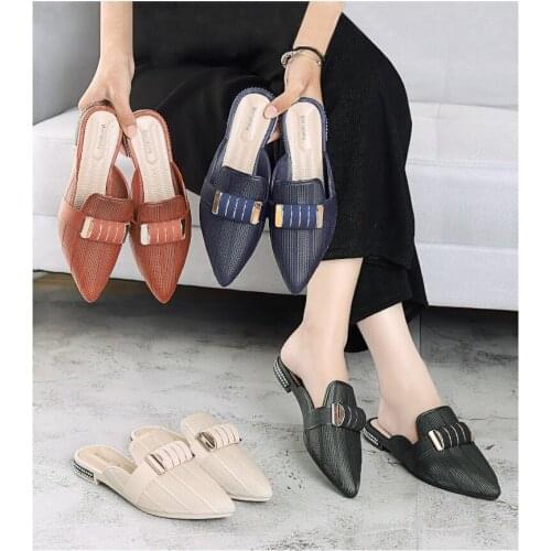 Autumn women loafers breathable leather flat shoes slip on lightweight mother shoes nursing shoes casual sneakers female