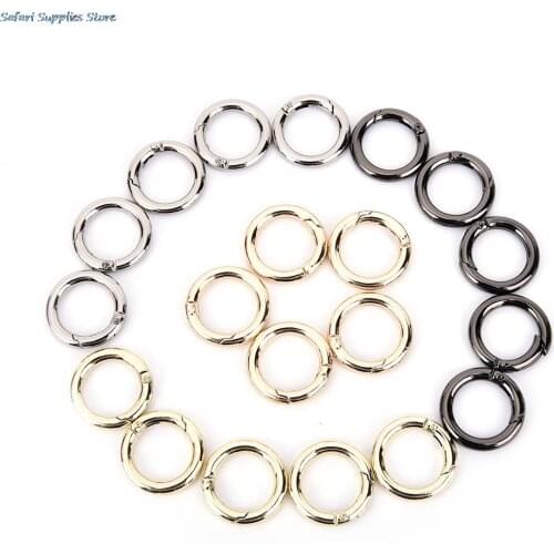 5 Pcs Circle Round Carabiner Camping Spring Snap Clip Hook Keychain Camping Climbing Hiking Outdoor