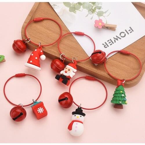 New Wire Ring Resin Santa Claus Keychains Christmas Tree Bell Keychain Christmas gift ornaments Women Men Bag Keyring