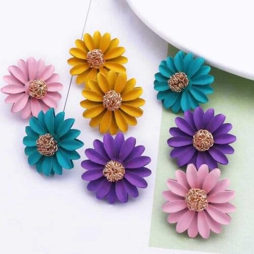 Korean Style Cute Metal Flower Stud Earrings For Women Girl Fashion Sweet Earring Femme Brinco Summer Jewelry Party Gifts