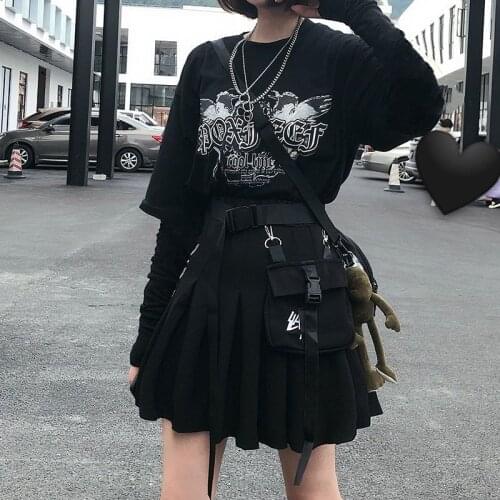 Send belt + bag) Harajuku style skirt female summer new trend dark black A-line pleated skirt high waist student slim skirt