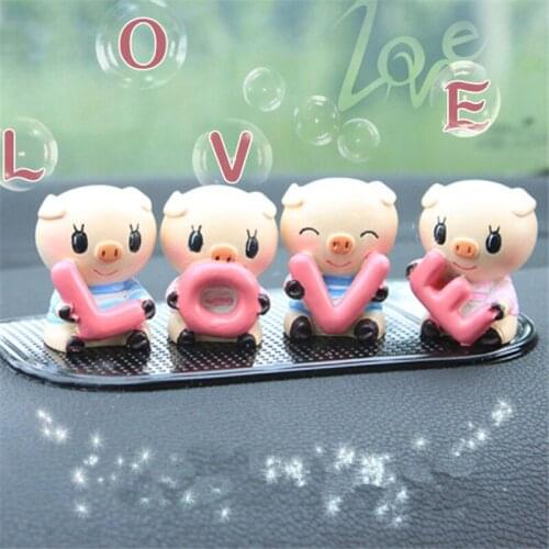 4pcs/set newest car ornaments Cute LOVE Little Pig interior Decoration Car Decorative cars Accessories