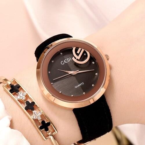 Korean Version of the Diamond Ladies Wrist Table Simple Ins Personality Female Watch Fashion Waterproof Quartz Watch