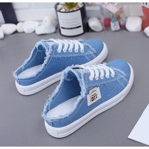 Products 2021 Spring and Summer Womens Canvas Shoes Fashion Flat Sneakers Womens Casual Shoes Low-top Lace-up White Shoes