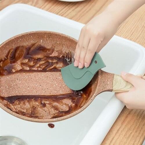 1pc Cute Cartoon Kitchen Bathroom Stove Dirt Decontamination Scraper Cake Baking Tool Kitchen Accessories Random Color Dropship