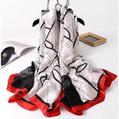 Fashion Sunscreen Beach Hijab New Popular 180X90CM Silk Scarf Women Chain Print Shawls And Wraps Female Echarpe Designer Bandana