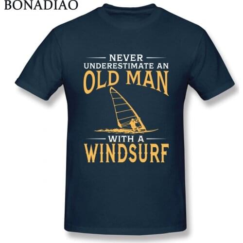 Never Underestimate An Old Man With A Windsurf T Shirt Boy Vintage T-Shirt Fashion New Arrival Casual