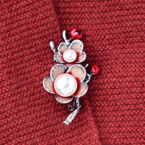 New Arrival Plum Blossom Brooch Enamel Flower Pins Imitation Pearl Jewelry For Women Men Collar Hat Dress Suit Wedding Gift