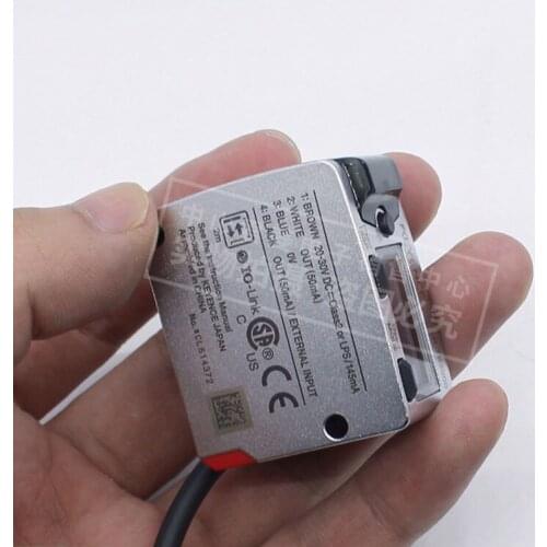 Original long-range laser ranging displacement sensor LR-TB2000 ranging 2 meters