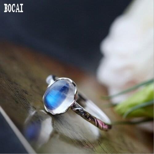 925 sterling silver Thai silver womans ring hand-set natural blue moonstone ring