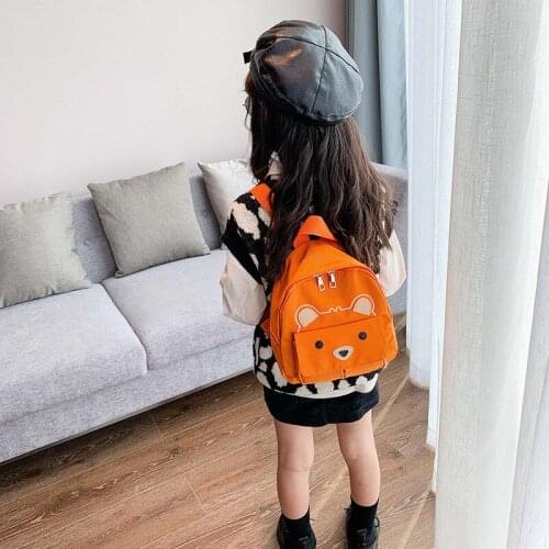 Korean Fashion Shoulder Strap School Bag Large Capacity Children School Backpacks for Teenage Primary Student Bag