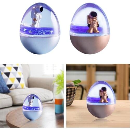 Innovative Astronaut Liquid Quicksand Tumbler Desktop Ornaments for Home Office Decor--4.2x5.3cm