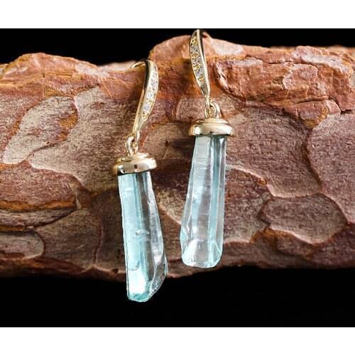 2019 New Luxury Sea Blue Zircon Long Drop Earrings Womens Fashion Gold Color Lcicle Shape Wedding Earring Brincos Bijoux Z3D298