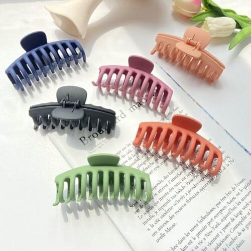 New Korean Solid Big Hair Claws Elegant Frosted Acrylic Hair Clips Hairpins Barrette Headwear for Women Girls Hair Accessories