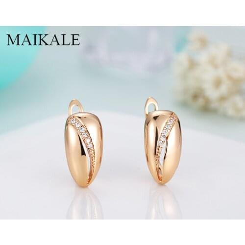 MAIKALE Simple Golden/Silver Color Stud Earrings Middle Hollow Inlay Zirconia Korean Earrings for Women Jewelry Wholesale 2021