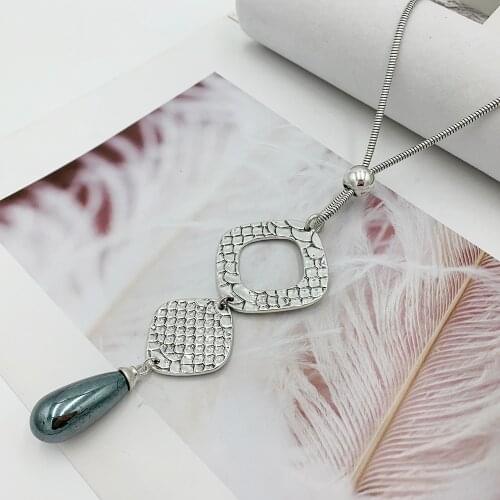 High Quality Women Accessories Fashion Snakeskin Fish Scale Pattern Long Necklace Deep Green Great Pearl Pendant Necklace