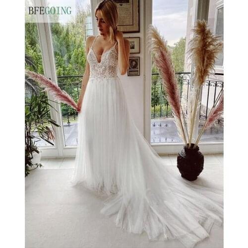 Ivory Lace Beading Tulle V-Neck Floor-Length A-Line Wedding Dresses Chapel Train Spaghetti Straps Bridal Gowns