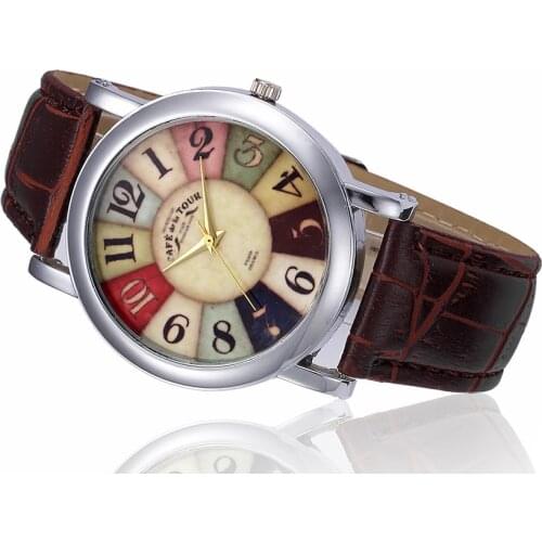 Harajuku Graffiti Pattern Watch Women Men Vogue Leather Strap Analog Quartz Watch Ladies Retro Funny Digitals Dial Watches &Ff