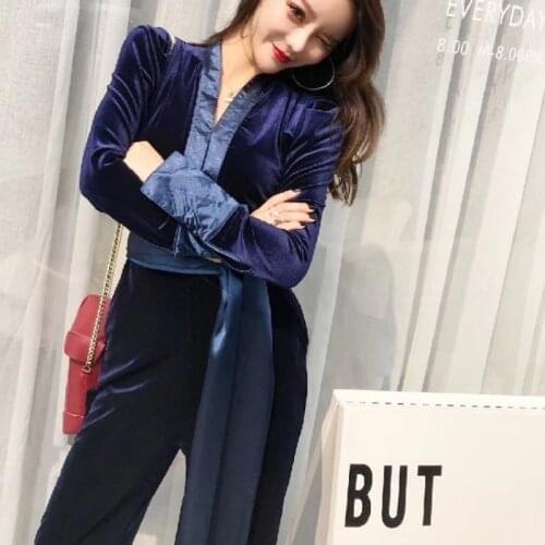 2020 New Velvet Jumpsuits Women Wide Leg Belt Long Sleeve Sexy Jumpsuit Ladies Streetwear V-Neck Elegant High Waist Slim Rompers