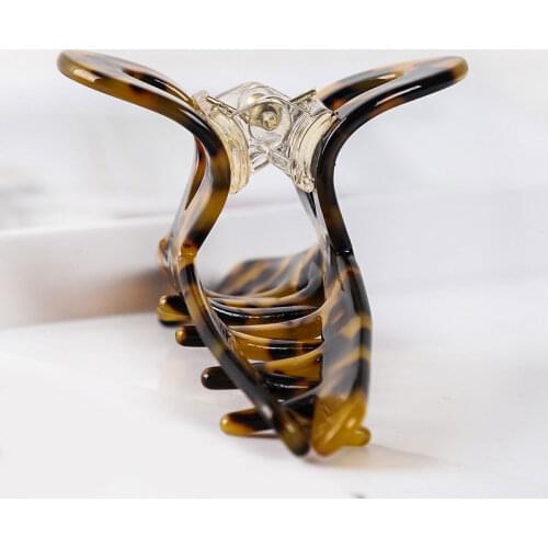 Vintage Acetate Leopard Hair Claws Cross Geometric Tortoiseshell Hair Clip Women Acrylic Hairpin Make Up Washing Face Barrettes