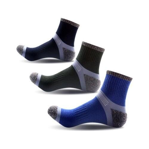 Men Socks Embroidery Brathable Basketball Outdoor Travel Boat Socks Climbing Socks Personality Socks Gift