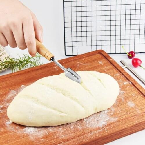 Bakers Cutter Slicing Tool Crippled Dough Scribing Blade Making Razor Blade with Leather Protection