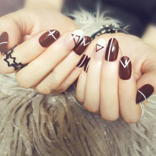 24pcs/set Simple Red Gradient Jump Color Design Finished Fake Nails Short Size Full Nail Tips Patch Lady Art Tool