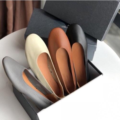 Luxury Boat Shoes Women Casual Shoes Flat Moccasin Femme Light Soft Women Loafers Chaussure Femme Brand Female Walking Shoes