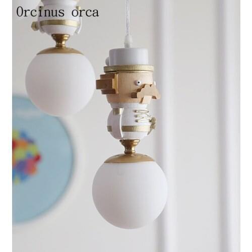 British creative cartoon King chandelier boys and girls bedroom childrens room lights Nordic art dolls chandeliers