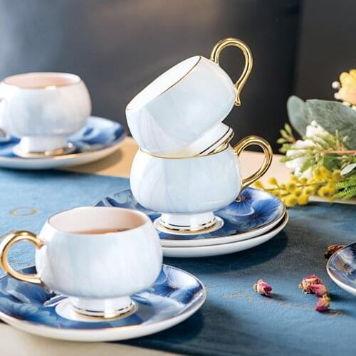 Royal Bone China Coffee Cup Set Gold Rim White Cup Saucer European Tea Mug Gift Luxury Office Cups Kubki Reusable Cup AC50BD