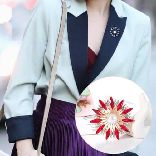 Brooch Badge Geometry Shape Clothes Accessories Colored Round Rhinestone Inlaid Badges Pin for Celebration 2021 брошь женская