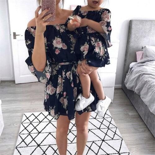 Mother Daughter Dresses Family Matching Outfits Off Shoulder Floral Dress Summer Chiffon Girl Women Boho Loose Dresses Sundress