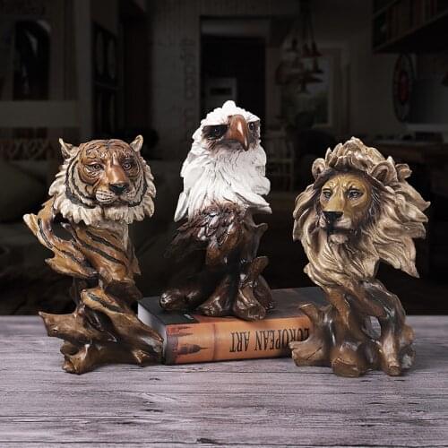 Modern Imitation Animal Figurines Eagle Wolf Tiger Lion Statue Home Office Decor Living Room Interior Crafts