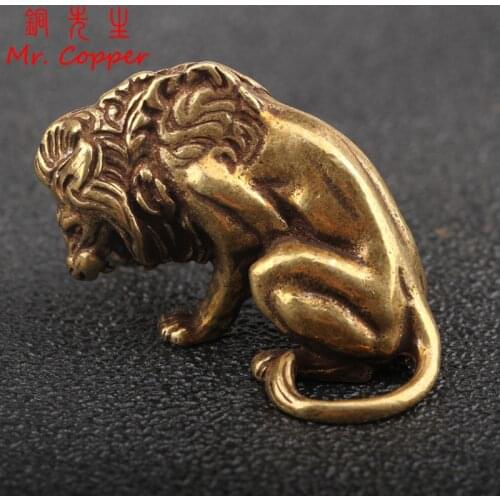 Antique Bronze Strong Lion King Statue Vintage Copper Tiger Lion Leopard Sculpture Ornaments Animal Tea Pet Figure Desktop Decor