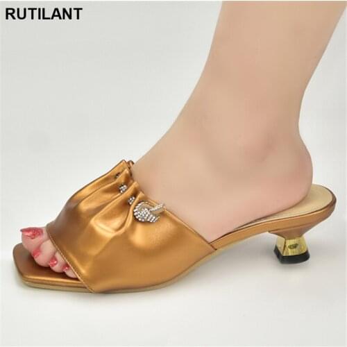 New Italian Low Heels Autumn Slipper for Wedding 2021 Sexy Platform Pumps Italian In Women High Quality African Wedding Shoes