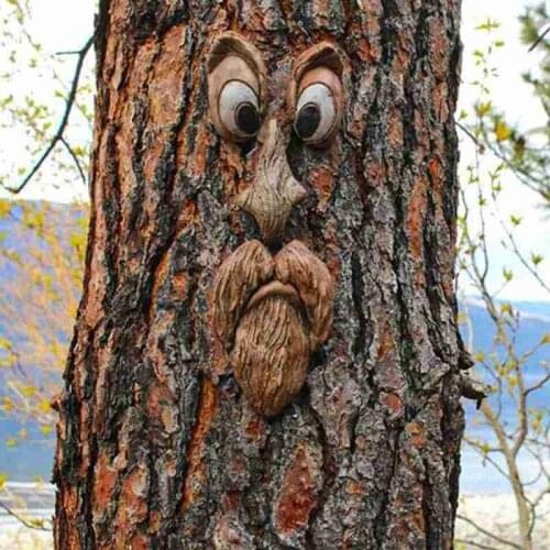 Old Man Tree Hugger Garden Peeker Yard Art Outdoor Funny Whimsical Older Face Sculpture Decoration Easter Model Props