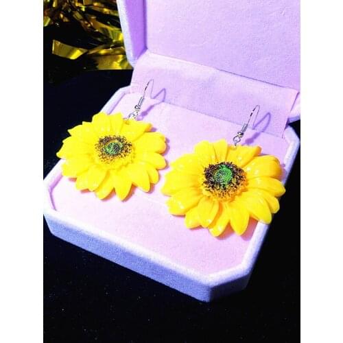 Simple Creativity Sunflower Earrings Yellow Flower Big Earrings Korea Resin Personality Exaggerated Beach Earring