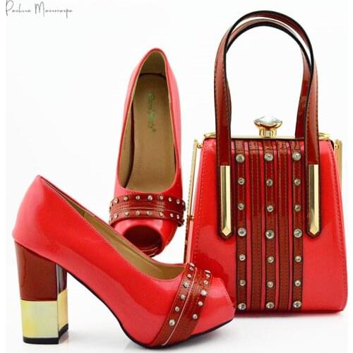 Retro Italian Lady Shoes and Bag to Match Coral Color Nigerian Women Shoes Matching Bag Comfortable Heels Shoes for Wedding