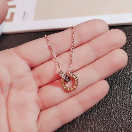 18KGP Gold Silver Color Roman Numerals Pendant Necklace 316 L Stainless Steel Women Fashion Brand Jewelry (GN222)
