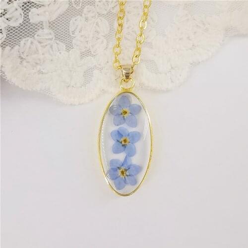 DoreenBeads Handmade Oval Geometry Resin Jewelry Real Flower Necklace Gold Color Fashion Jewelry 45cm(17 6/8") long, 1 Piece