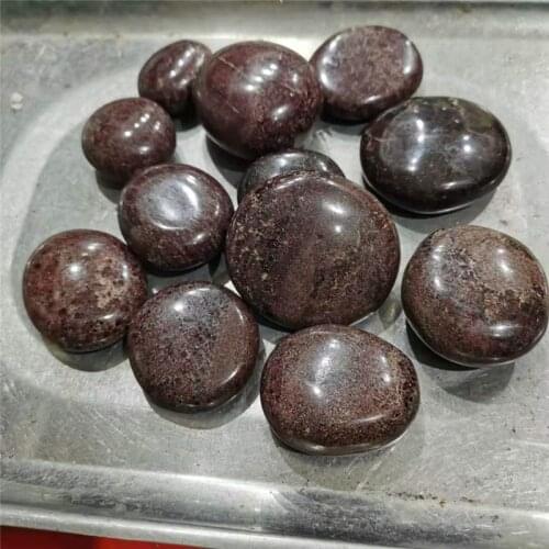 Natural garnet crystal oval palm stone polished oval gem stone garnet palm stone