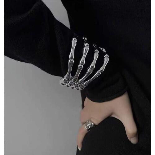 UUEING Rigid Bracelets