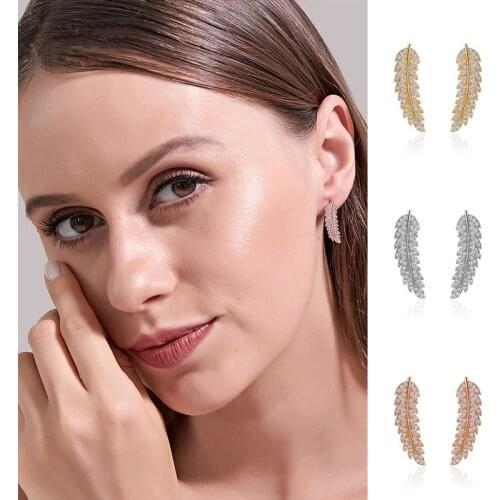 High Quantity Leaf shaped Crystal Earrings For Women Girls Fashion Rhinestone Plant stud Ear Jewelry Birthday Gifts