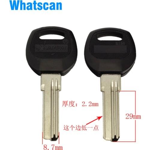 B065 We left 29 long rubber blank key