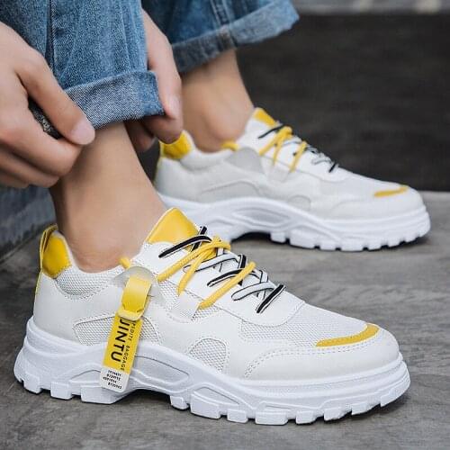 Men Vulcanized Shoes Stylish Platform Heightened Comfortable Black White Breathable Sneakers 2021 New Trend Male Sport Shoes