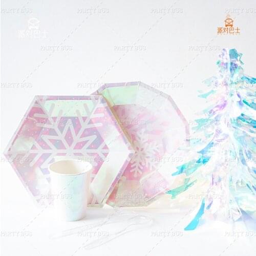 Disposable party supplies paper plates cups towel tablecloth set party fresh and gorgeous Christmas dream snowflake tableware