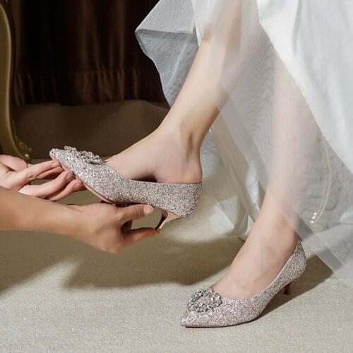 Wedding Shoes Womens 2020 New Low Heel 3cm Bridal Shoes Pink High Heels Sequined Bridesmaid Shoes Wedding Crystal Shoes